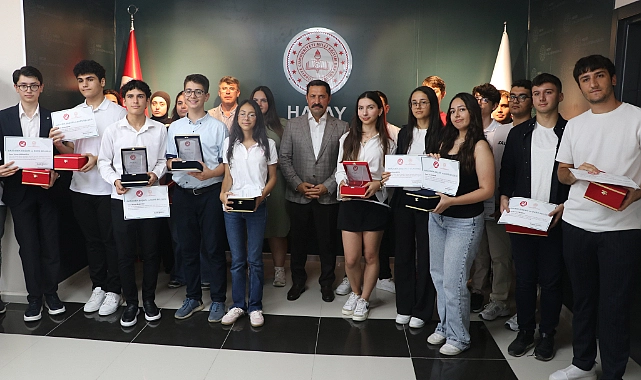 Hatay’da Liselere Geçiş Sistemi Sınavı (LGS) ile Yükseköğretim Kurumları Sınavı’nda