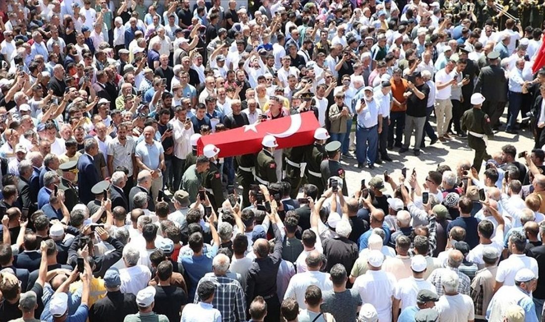 Türkiye’nin dört bir yanında aynı acı, aynı gurur… Pençe-Kilit Harekâtı
