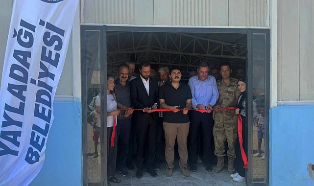 Yayladağı ilçesinde inşa edilen hem sosyal hem de kültürel etkinliklerinin
