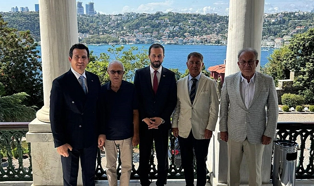 Yayladağı Belediye Başkanı Mehmet Yalçın, İstanbul’da gerçekleştirdiği önemli temaslarla ilçeye