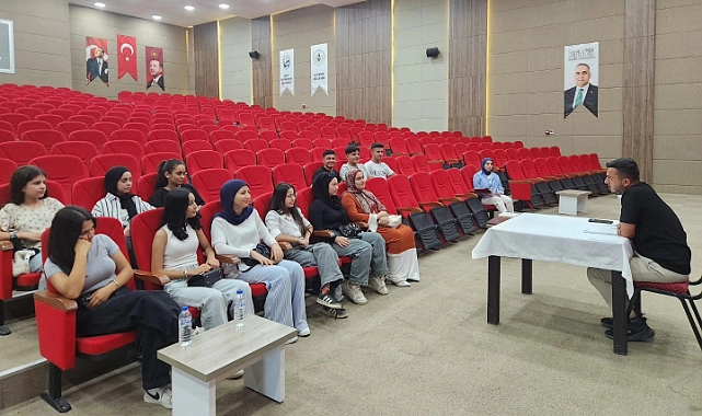 Altınözü Belediyesi Gençlik Meclisi, gençlerin sesi olmak ve mahallelerin ihtiyaçlarını doğrudan yerinde