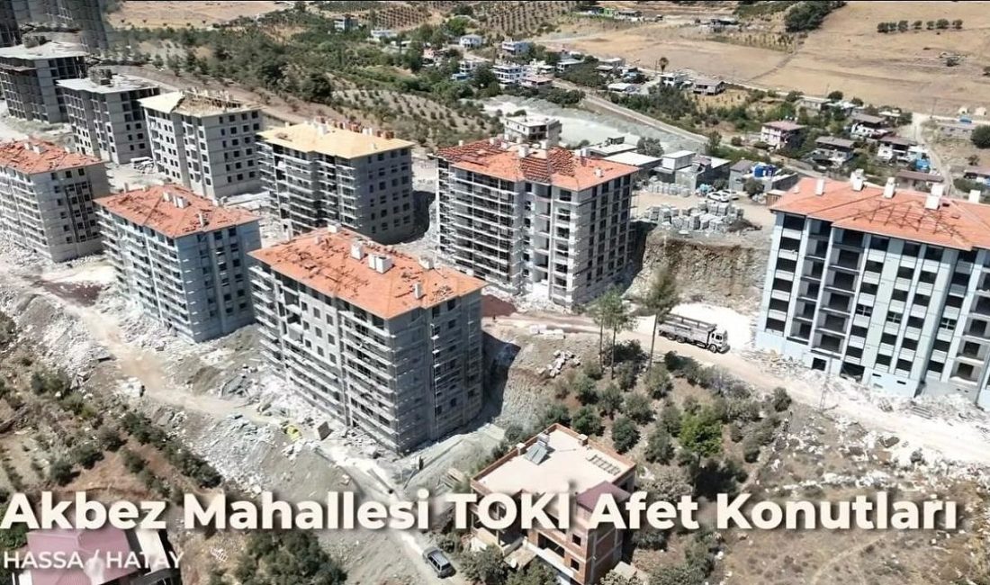 Deprem yaralarını sarmak için Hassa’da inşa edilen TOKİ konutları modern