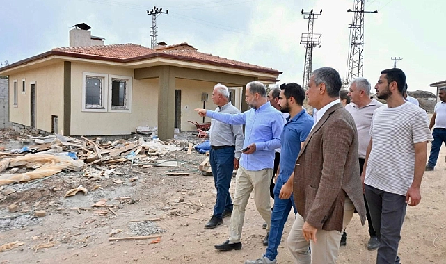 Belen Belediye Başkanı İbrahim Gül, 6 Şubat depremlerinin ardından depremzedelerin