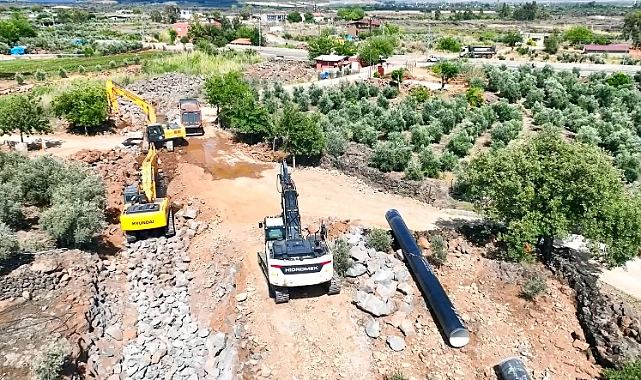 Hatay’ın Kırıkhan ilçesinde 6 Şubat depremleri sonrası zarar gören içme